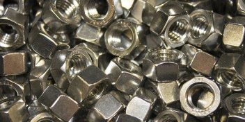 TAPTITE®ファスナーのねじ穴への短期的使用
